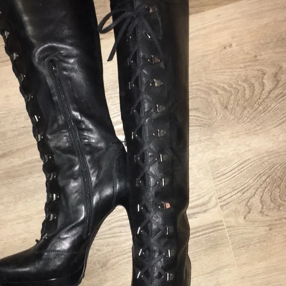 - STUART WEITZMAN BLK OVER THE KNEE SOFT REAL LEATHER LACED TIE UP PLATFOR…